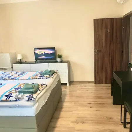 Fresh House-3
